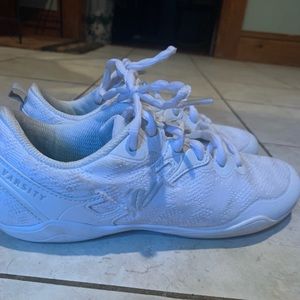Varsity cheer shoes, size 6.5